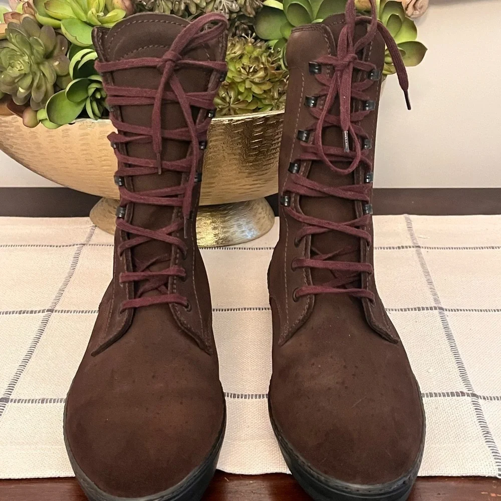 TOD’s Brown Leather Lace Up Boots Size 38.5 Entirely Hand Made EUC Fall Winter